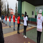 Волонтеры, студенты-медики