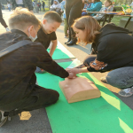 В сквере Химиков в Октябрьском районе на улице Германа Титова, 9 мая прошли праздничные мероприятия, посвященные Дню Победы.