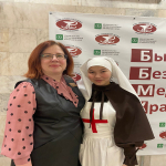 является преподавателем специальных дисциплин Барнаульского базового медицинского колледжа с 2004 года. За годы работы в колледже она освоила преподавание профессионального модуля «Выполнение работ по одной или нескольким профессиям рабочих, должностям служащих: Младшая медицинская сестра по уходу за больными» и четырех дисциплин на различных отделениях, является заведующим отделением «Лабораторная диагностика и Медико-профилактическое дело».