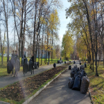 Студенты колледжа активно включились в месячник по санитарной очистке города и занимались уборкой территории.