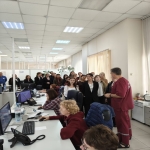 Первый взгляд в профессию: будущие медики побывали на экскурсиях у работодателей!