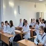 16.10.2025 КГБПОУ «АИРМО» принял участие в молодежной социально-информационной акции для первокурсников «Неделя адаптации». Цель акции – проведение комплексных профилактических мероприятий на территории учреждений высшего и среднего профессионального образования.
