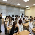 15.10.2025 в КГБПОУ «АИРМО» прошел тренинг по правовому воспитанию в интерактивной форме со студентами-сиротами и оставшимися без попечения родителей в рамках реализации программы по правовому просвещению и оказания правовой помощи детям-сиротам в помощи в сфере реализации жилищных прав проекта «Правовой навигатор». 