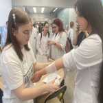 Накануне Дня российского студенчества студенты КГБПОУ «Алтайский институт развития медицинского образования» активно включились в выполнение заданий интеллектуально-развлекательного квеста, организованного  участниками проекта «Языковые горизонты».