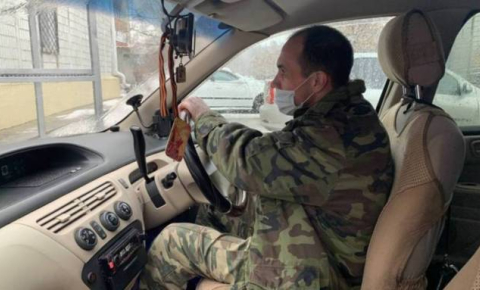 Неравнодушные автомобилисты помогают медикам во время пандемии в Алтайском крае