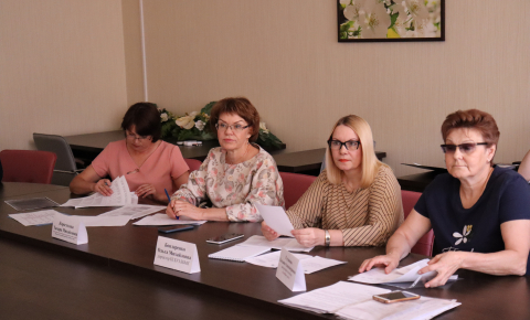 23 мая в Барнаульском базовом медицинском колледже состоялось заседание комиссии по содействию трудоустройству выпускников