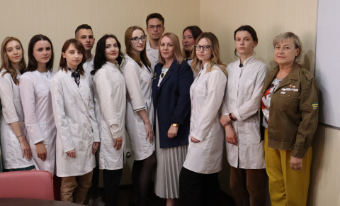 Участники студенческого отряда прошли профессиональное обучение по должности «Младшая медицинская сестра по уходу за больными»