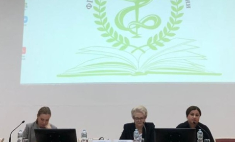 В мероприятии принимают участие представители Министерства здравоохранения Российской Федерации, Министерства просвещения Российской Федерации, председатели Советов директоров СПО субъектов Российской Федерации. Алтайский край представляет Ольга Михайловна Бондаренко, директор КГБПОУ «Барнаульского базового медицинского колледжа», председатель Совета директоров медицинских колледжей и техникума Алтайского края.