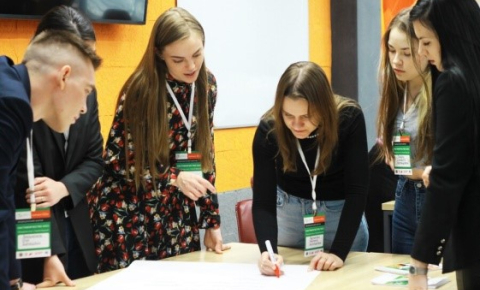 Форум врачей «Наставничество 2023: объединяя опыт, строим будущее»