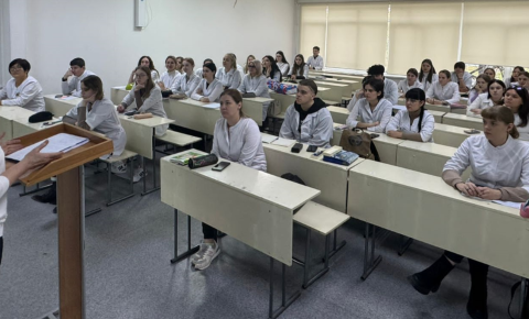 как фармацевту выполнить требования  профессионального стандарта на рабочем месте?